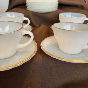 Anchor Hocking White and Gold Shell Teacups Elegant Dining